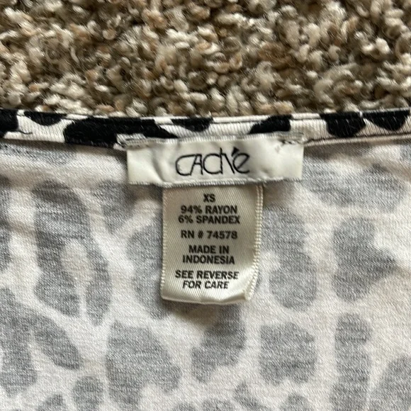 Cache - Picture 4 of 4